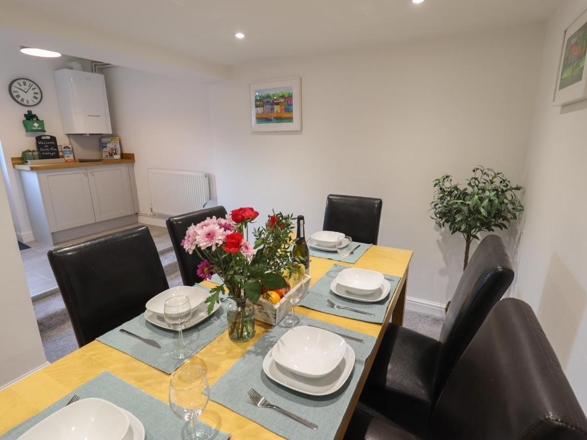 לאות' Olive Tree Cottage מראה חיצוני תמונה